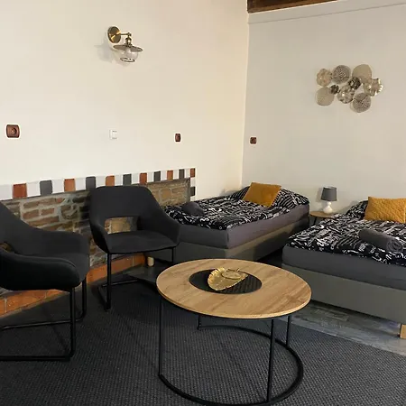 Appartement Lucia - 2 *